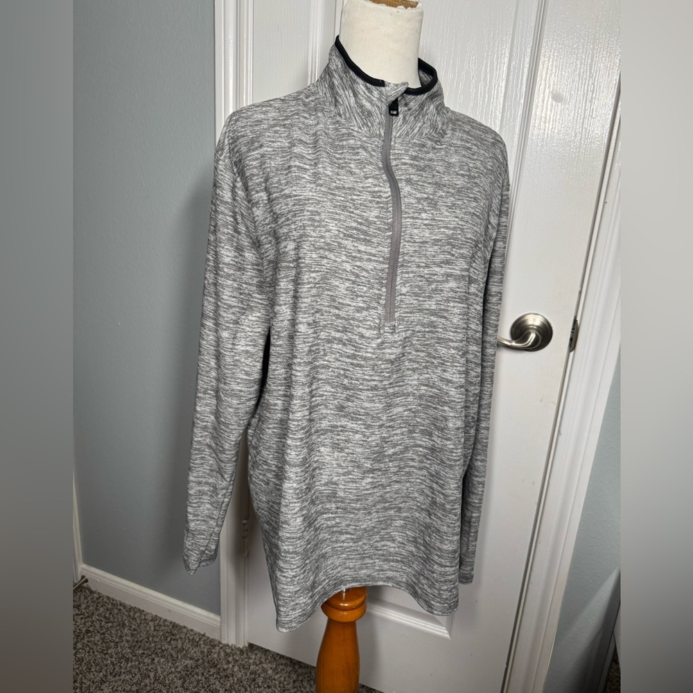 Canada Weather Gear Gray Pullover Layer in size large men's